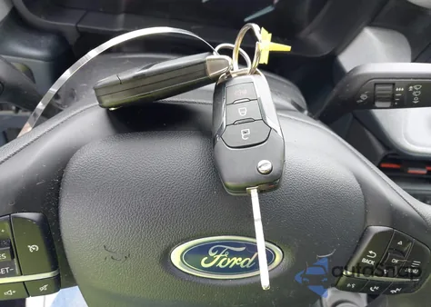 2024 Ford Maverick Xlt z USA, uszkodzony, nr VIN 3FTTW8J93RRA12163